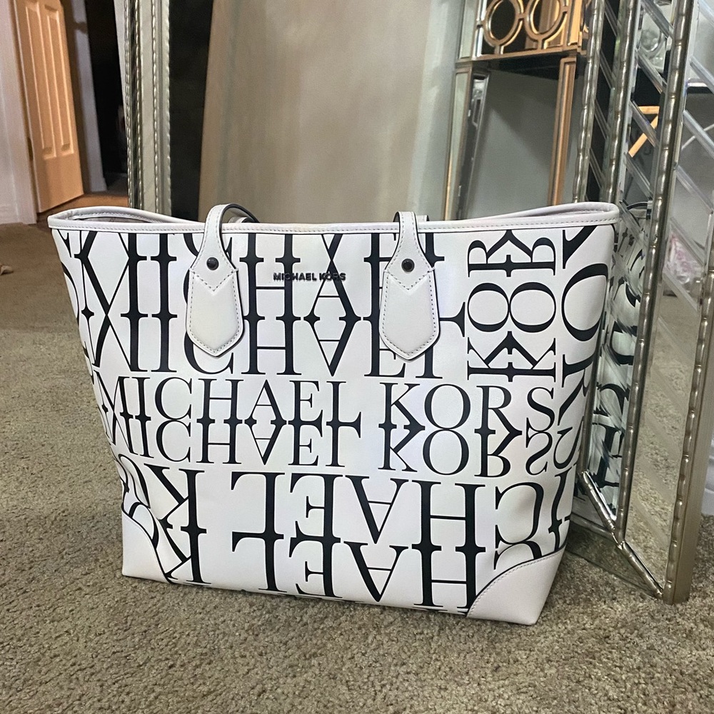 Michael Kors tote newsprint logo